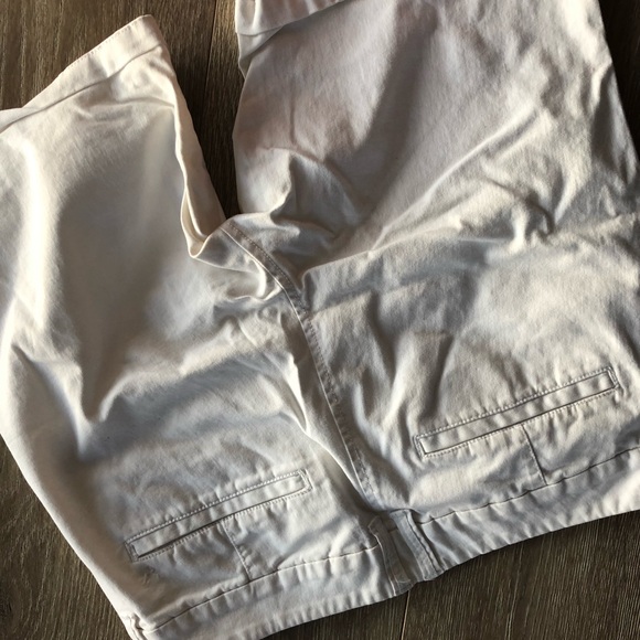 Above the knee white shorts - Picture 3 of 3